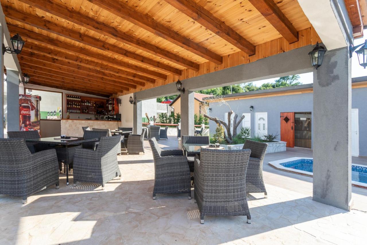 Resort Bevilacqua بودفا المظهر الخارجي الصورة